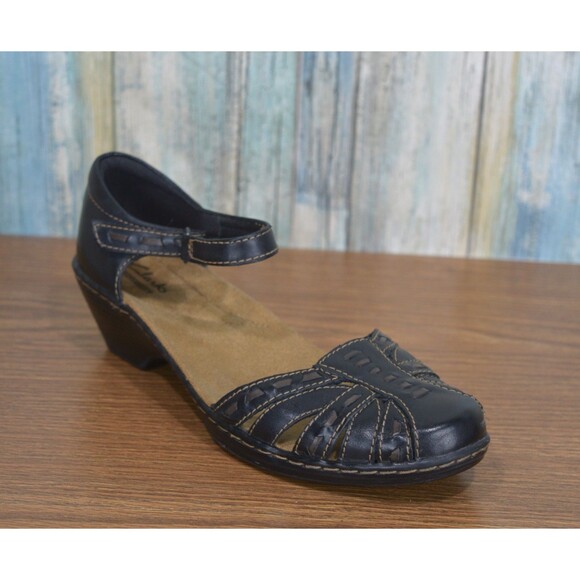 Clarks Wendy River Womens Sandals Size 7 M Black Leather Mary Jane Comfort Shoes - Picture 2 of 11